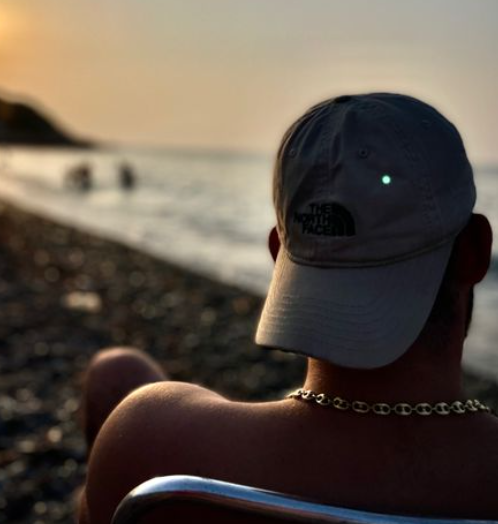 <em>Alejandro Morales R.</em>